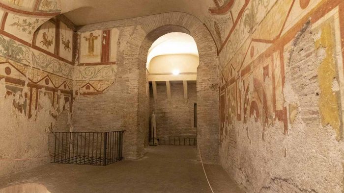 Colosseo ed Accesso esclusivo alle Case Romane del Celio